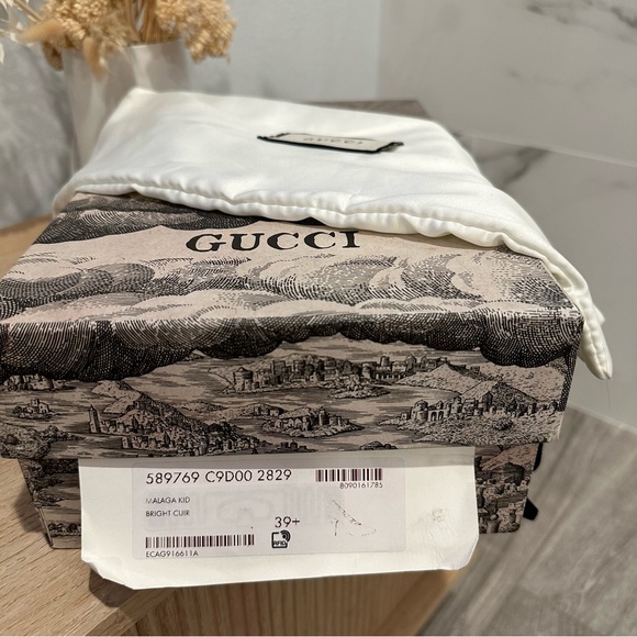 New SIZE 9.5 US / 39.5 EU Gucci Brown Leather Almond Toe Classic Pump Shoes - Picture 5 of 10